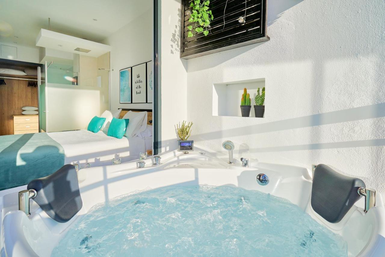 Suite Del Mar Luxury Apartment With Jacuzzi 토레몰리노스 외부 사진